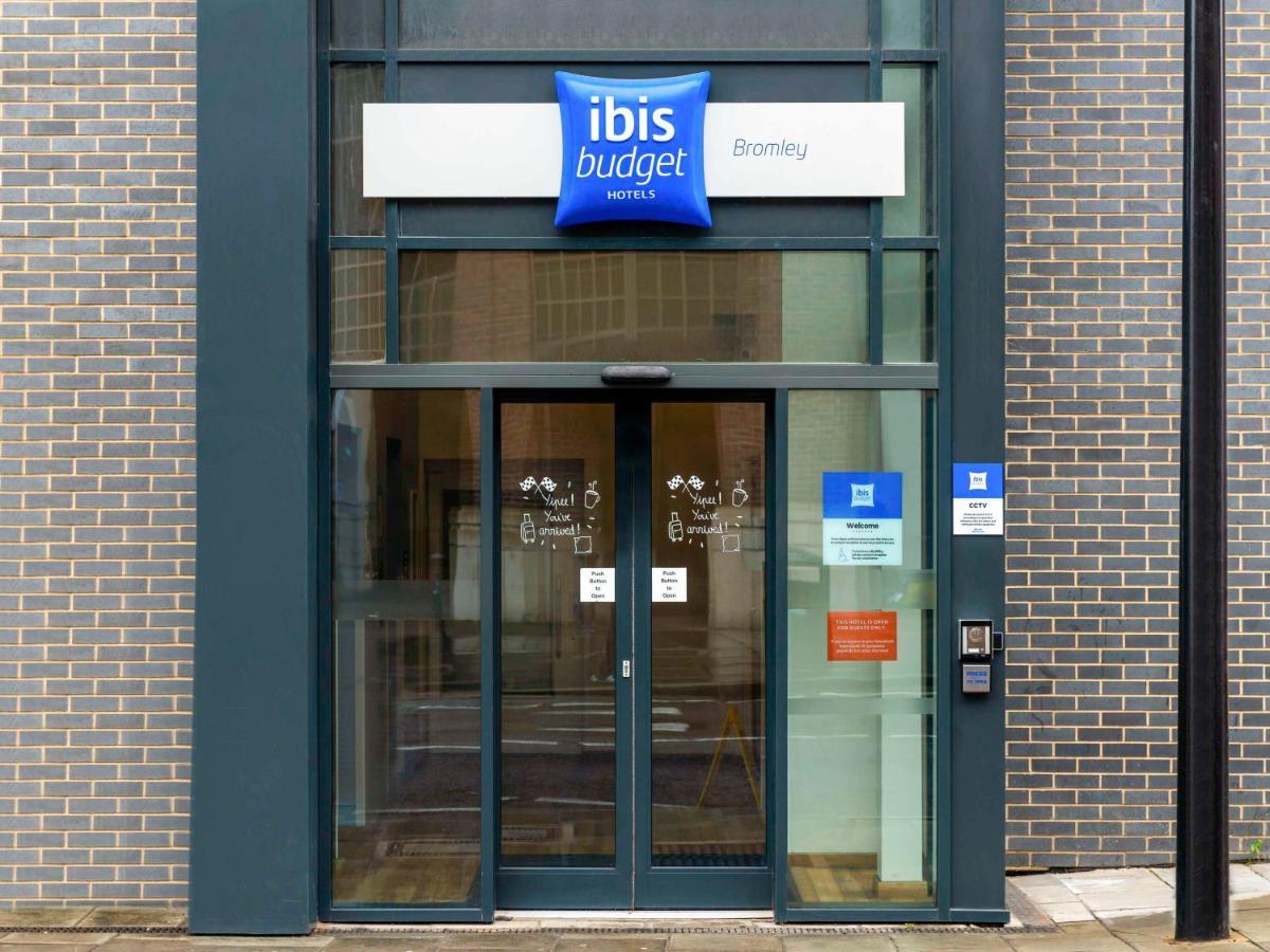 Ibis Budget London Bromley Town Centre Экстерьер фото